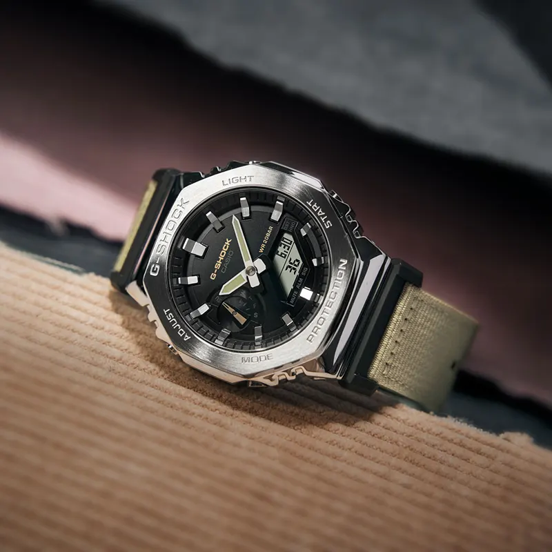 Casio G-Shock Analouge-Digital Dial Men’s Watch- GM-2100C-5A